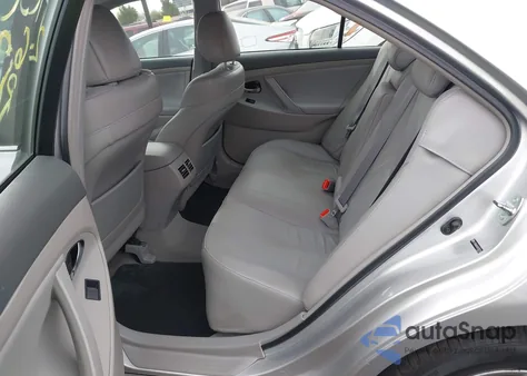 2009 Toyota Camry Hybrid z USA, uszkodzony, nr VIN 4T1BB46K49U110795